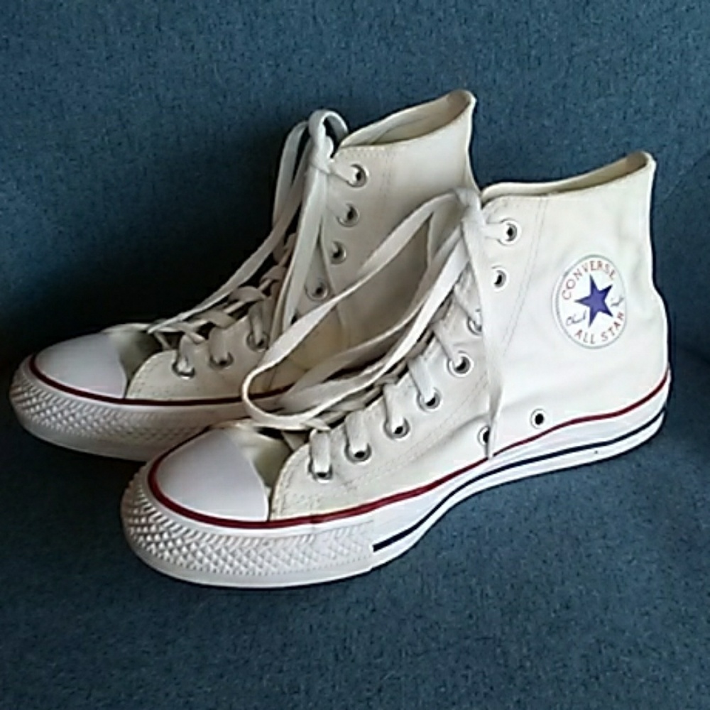 Hightop white converse all stars